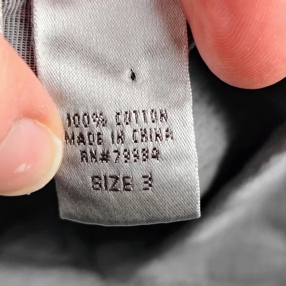 Chicos Gray 100% Cotton Roll Tab Sleeve Utility Button Down Shirt Size 3 XL - Picture 8 of 10